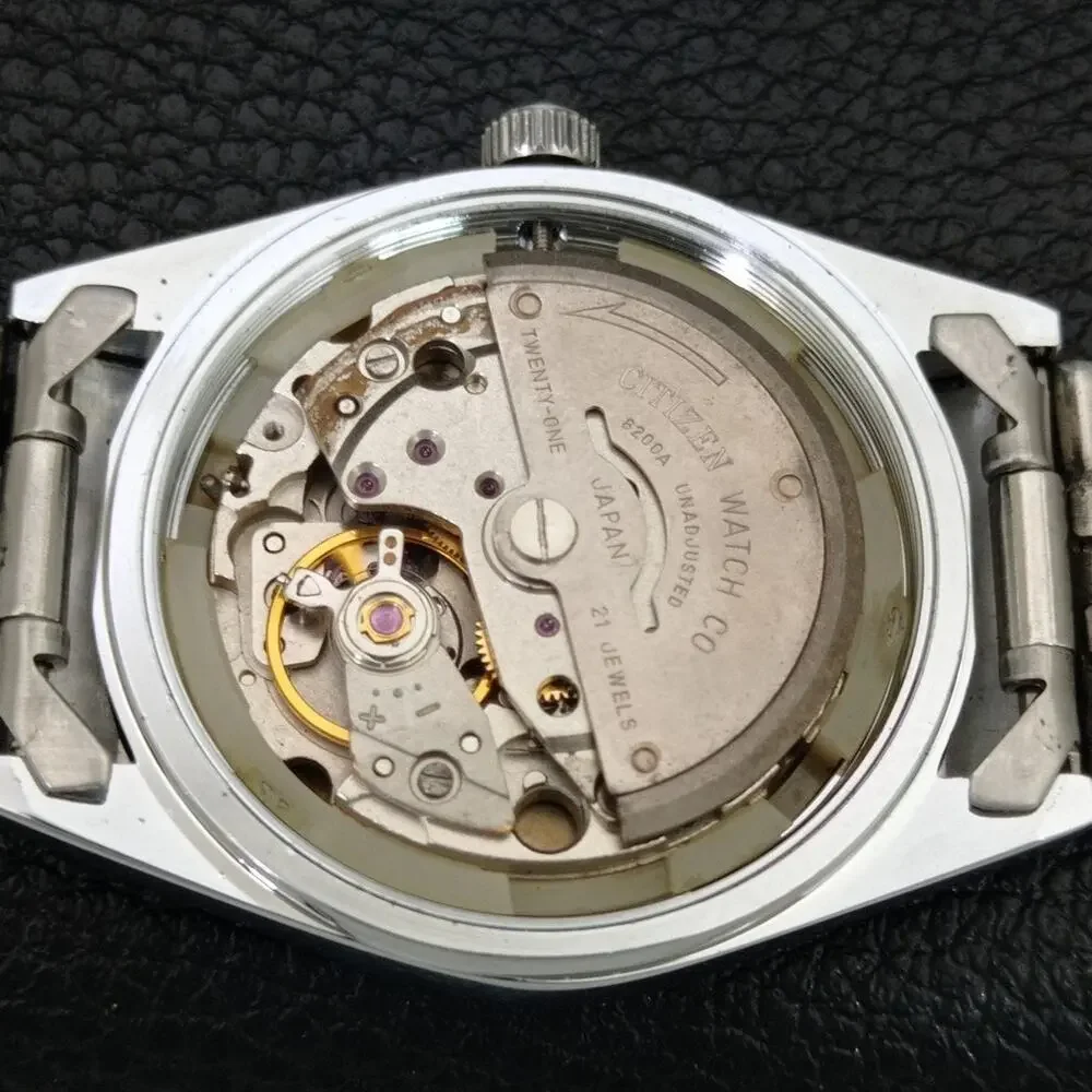 Vintage 1972 Citizen Automatic Mens Silver Watch W/daydate & Gold accents